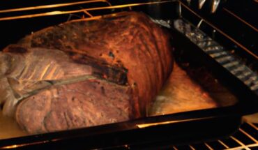 Slow Cooking a Prime Rib in the Oven: Unlocking Tender and Juicy Perfection